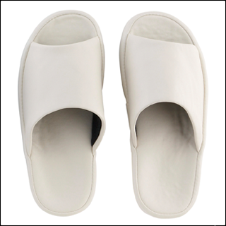 17-%e3%82%b3%e3%83%b3%e3%83%95%e3%82%a9%e3%83%bc%e3%83%88%e3%82%aa%e3%83%95%e3%82%a3%e3%82%b9-%e3%83%9b%e3%83%af%e3%82%a4%e3%83%88